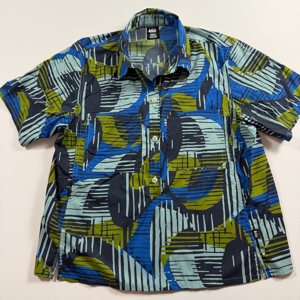 REI Co-op Abstract Print Performance Button-Up Shirt | Men’s M Outdoor Corpcore